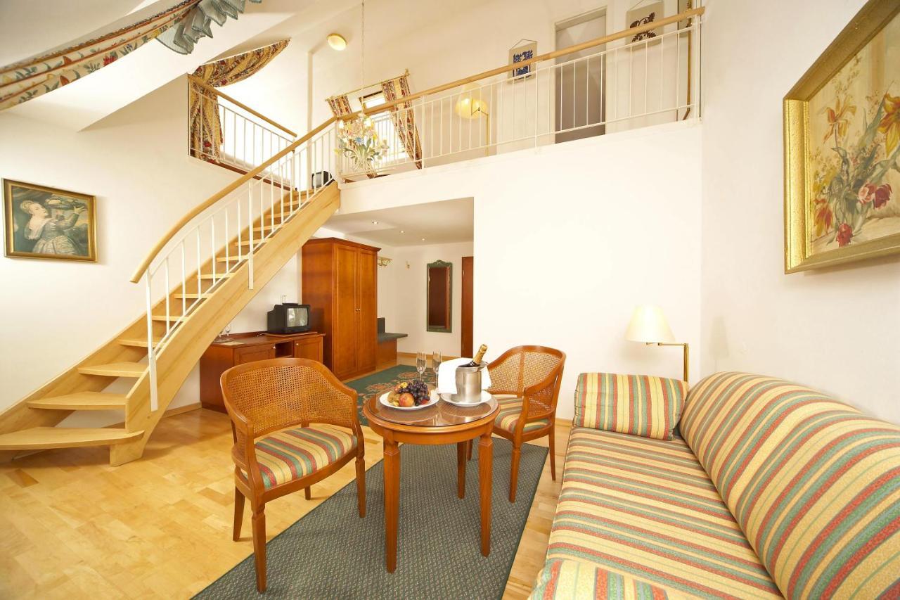 Churfuerstliche Waldschaenke Moritzburg Interior foto
