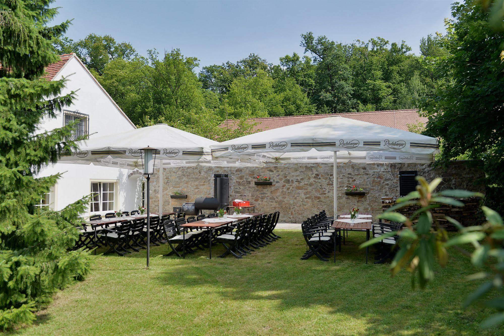 Churfuerstliche Waldschaenke Moritzburg Exterior foto